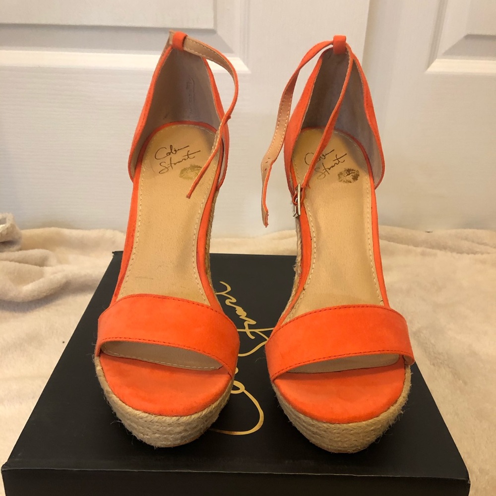 Orange like new wedge.